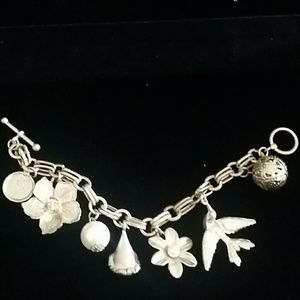 Charm bracelet gold tone